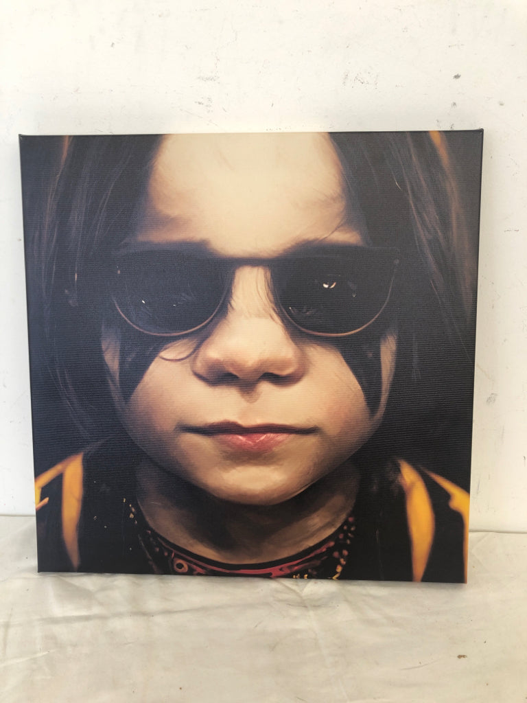 BABY OZZY CLOSE UP CANVAS WALL ART.