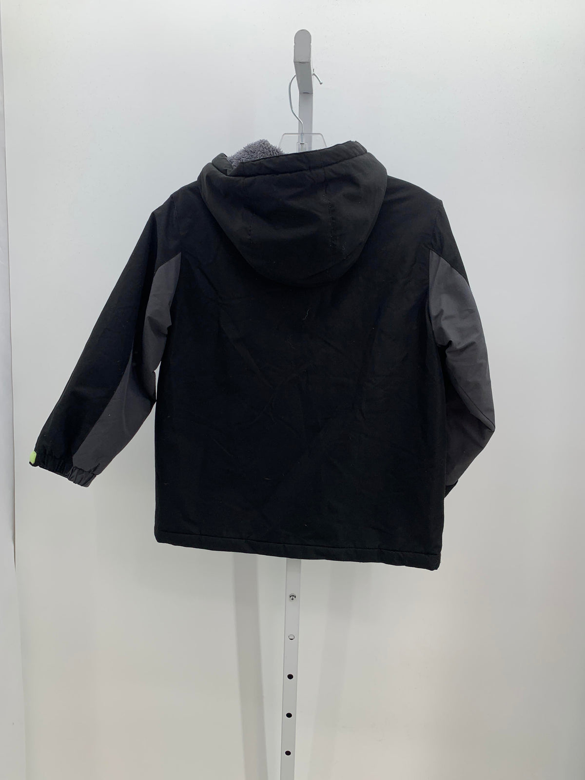 HOODED ZIP UP.