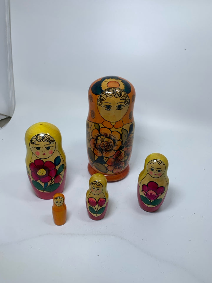 LARGE NESTING RUSSIAN DOLL 5.
