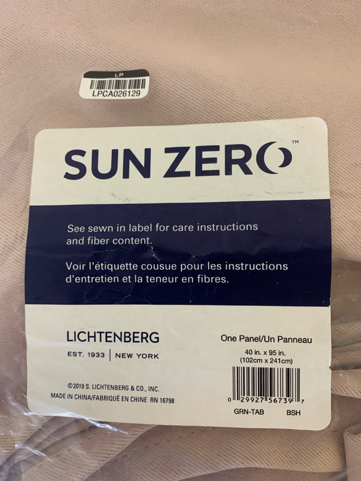 NIP SUN ZERO PALE PINK CURTIAN PANEL.