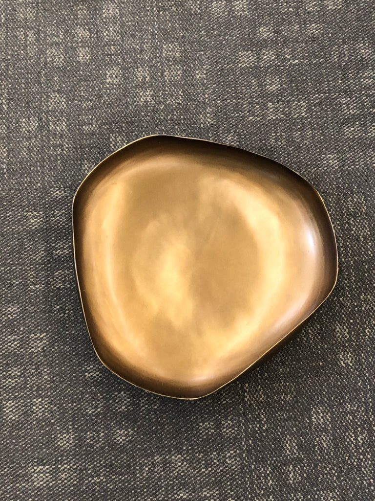LG COPPER-STYLE CENTERPIECE BOWL.