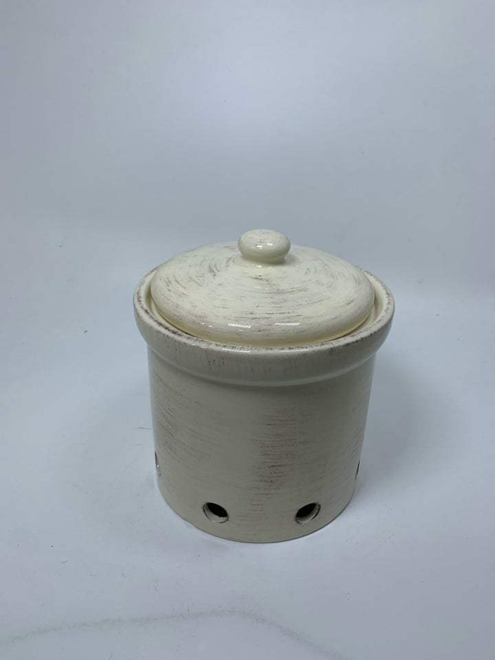CERAMIC GARLIC HOLDER CANISTER W/ HOLES IN BOTTOM.