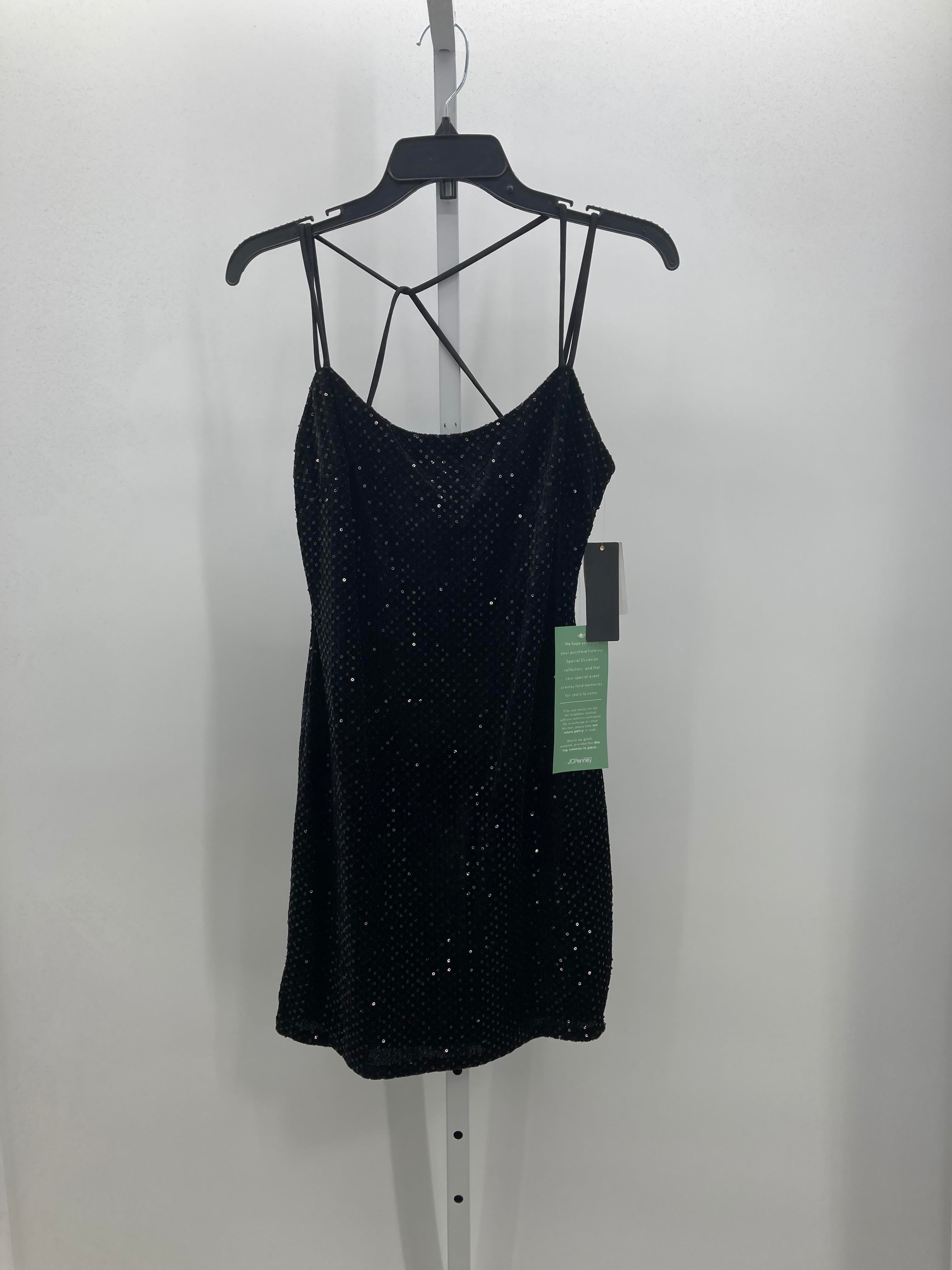 City Triangles Size 11 Juniors Sleeveless Dress