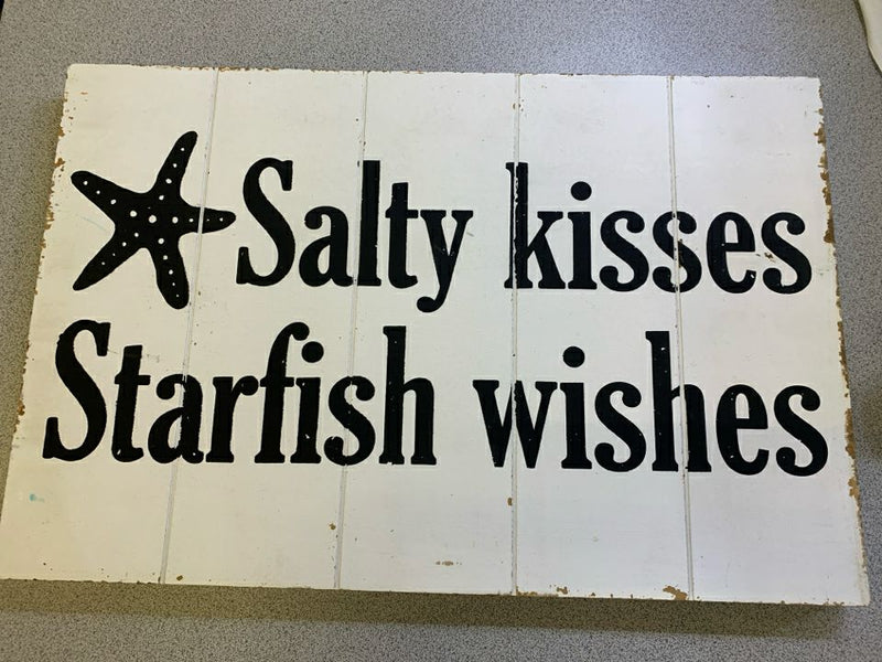 SALTY KISSES STARFISH WISHES WOOD WALL HANGING.