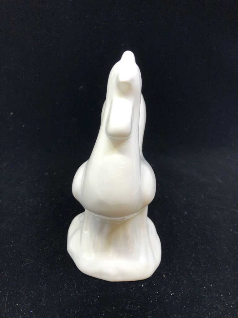 WHITE CERAMIC ROOSTER.