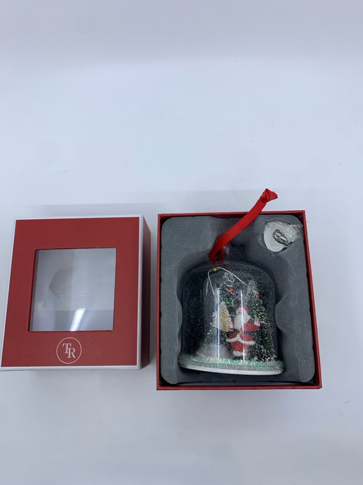 TR LIGHT UP SANTA ORNAMENT IN BOX.