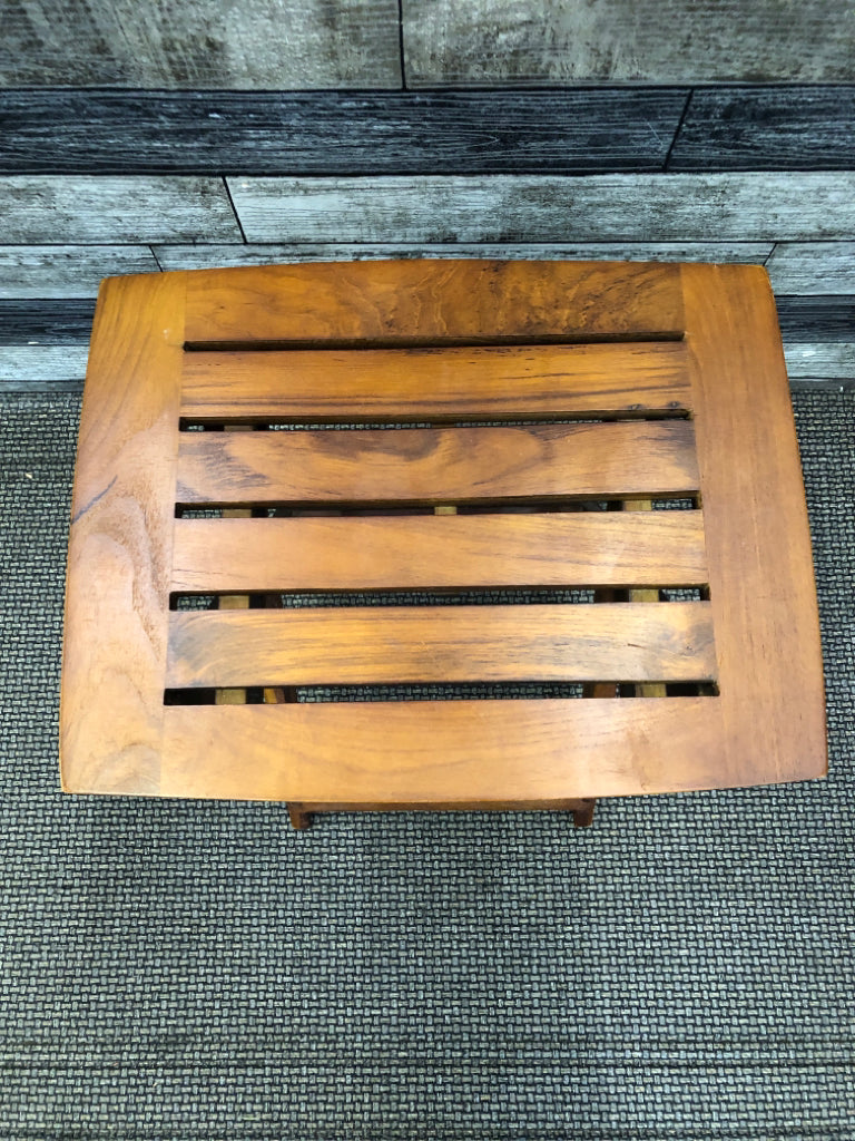 DARK WOOD SMALL FOLDING SHOWER STOOL.