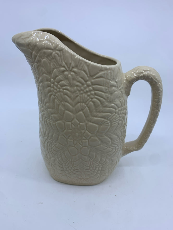 CREAM TEXTURED PITCHER.
