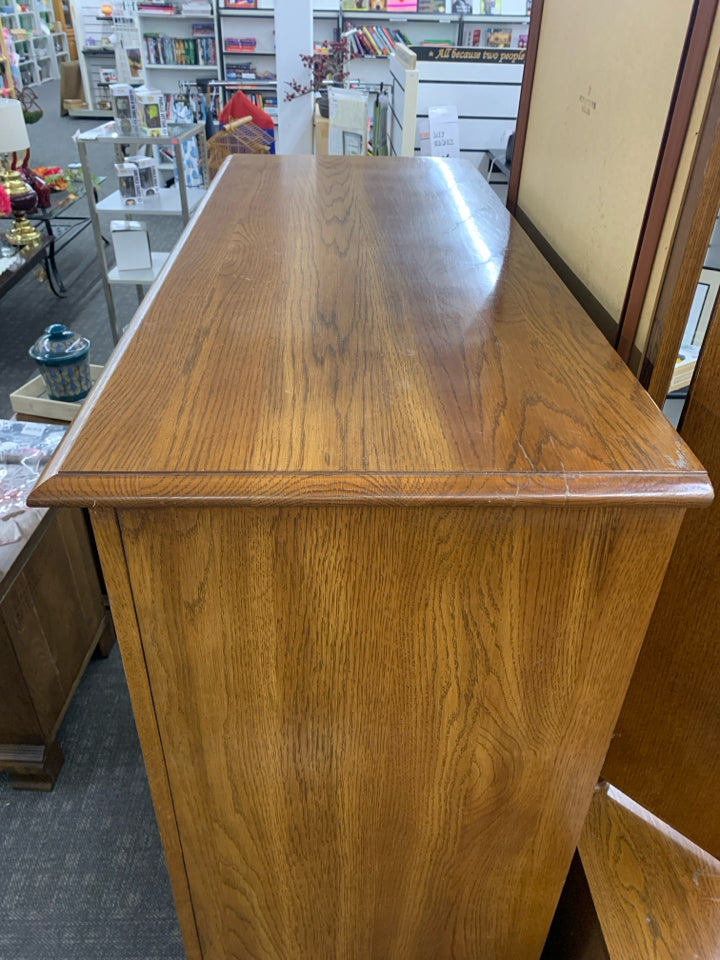 LARGE OAK WOOD TALL DRESSER W 6 DRAWERS AND CABINET.