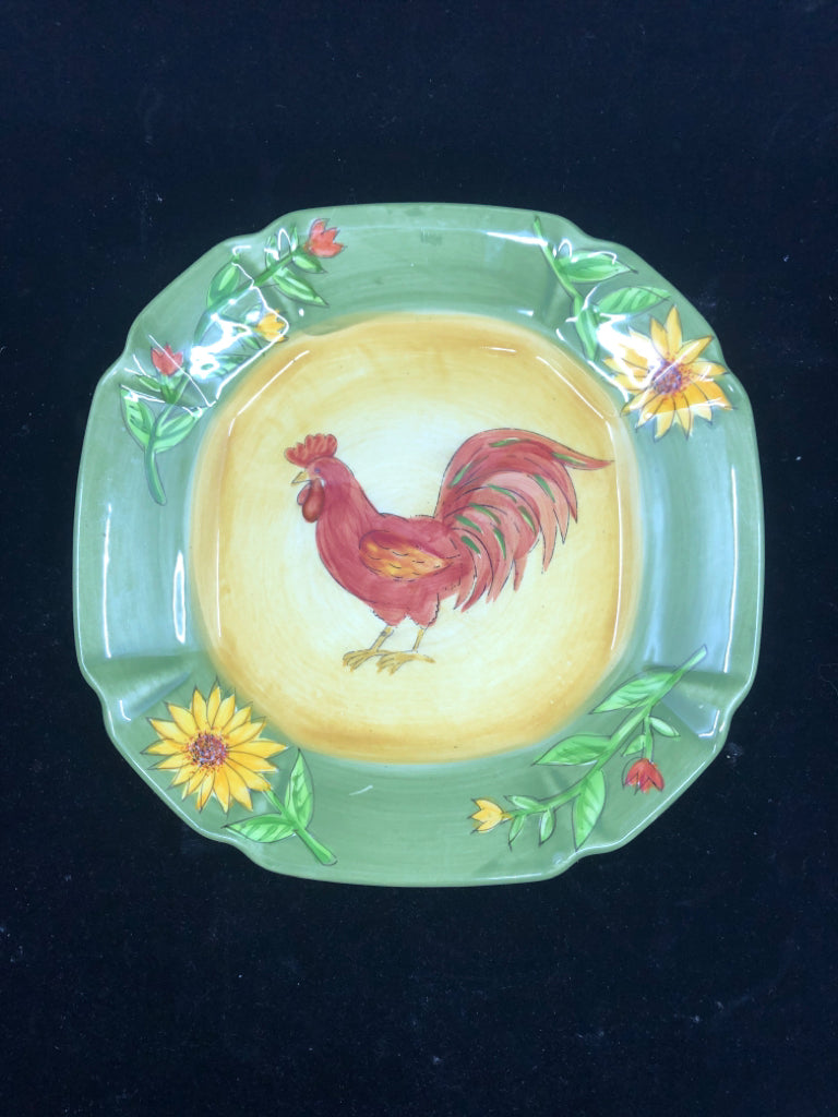 GREEN AND YELLOW SQUARE ROOSTER PLATE.