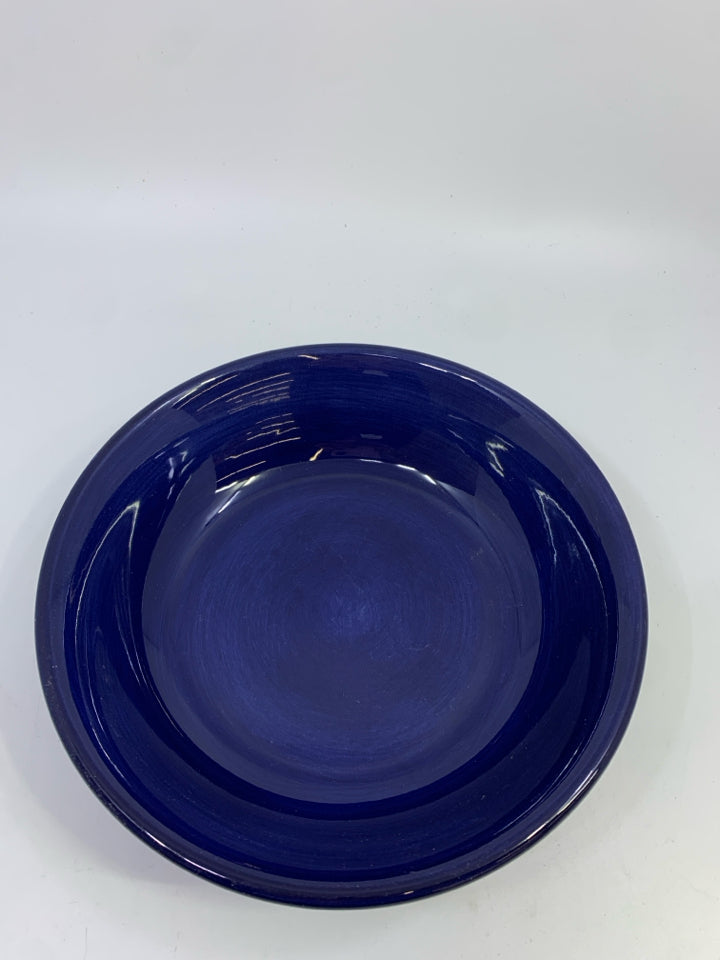 BLUE CERAMIC BOWL.