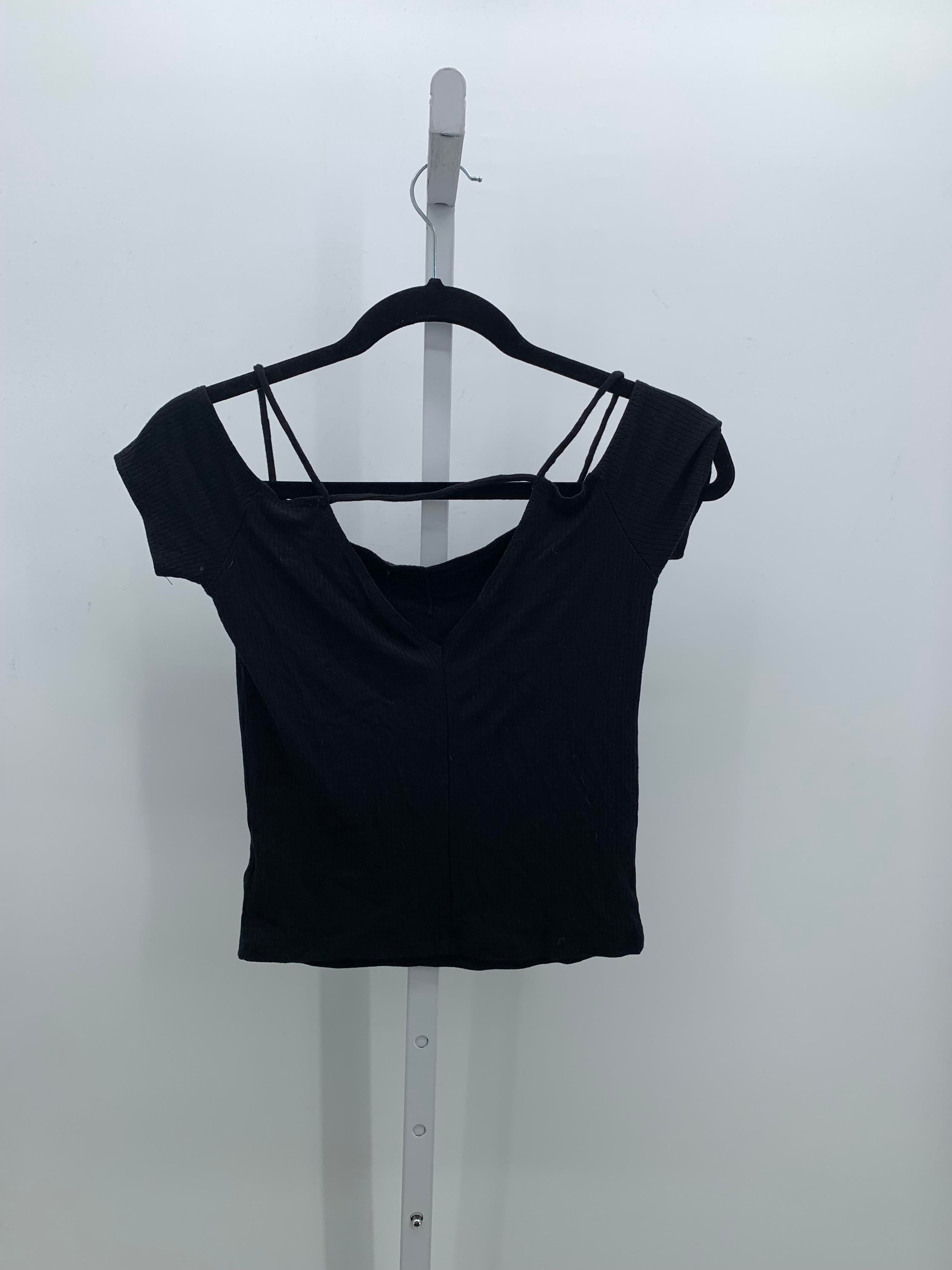 American Eagle Size 6 Juniors Short Sleeve Shirt