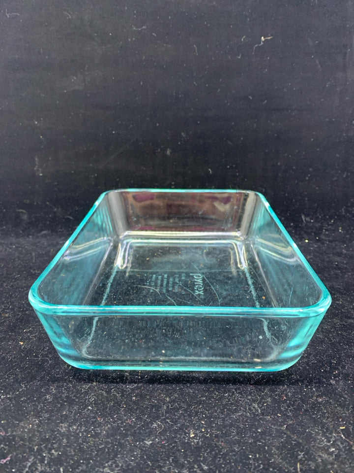 PYREX BAKING DISH.