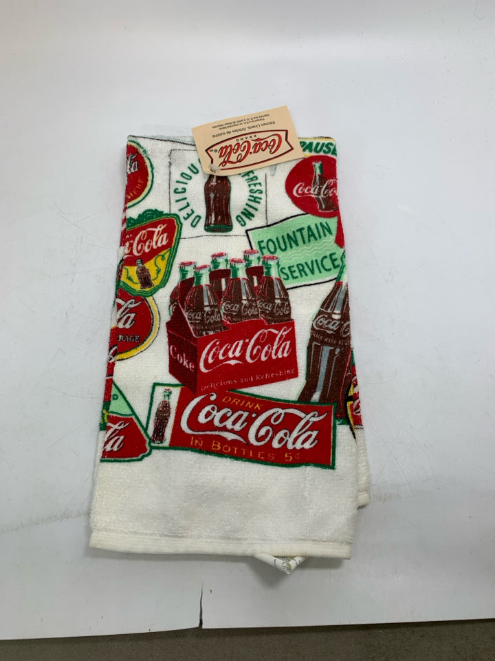 VTG COCA-COLA COLLECTABLE GRAPHIC KITCHEN TOWEL W/ TAG 1999.