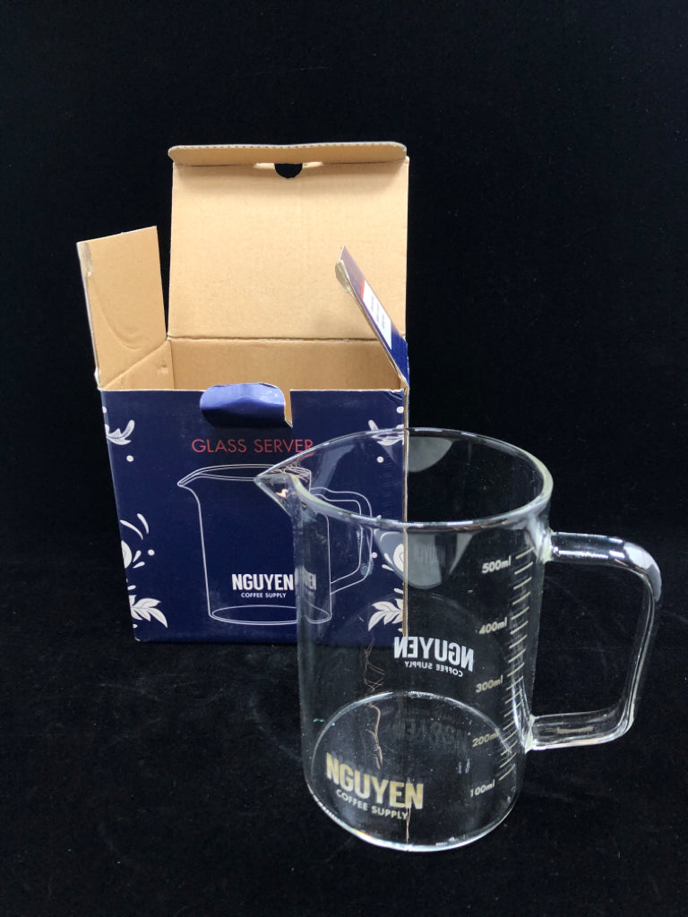 CLEAR GLASS COFFEE SERVER IN BOX.