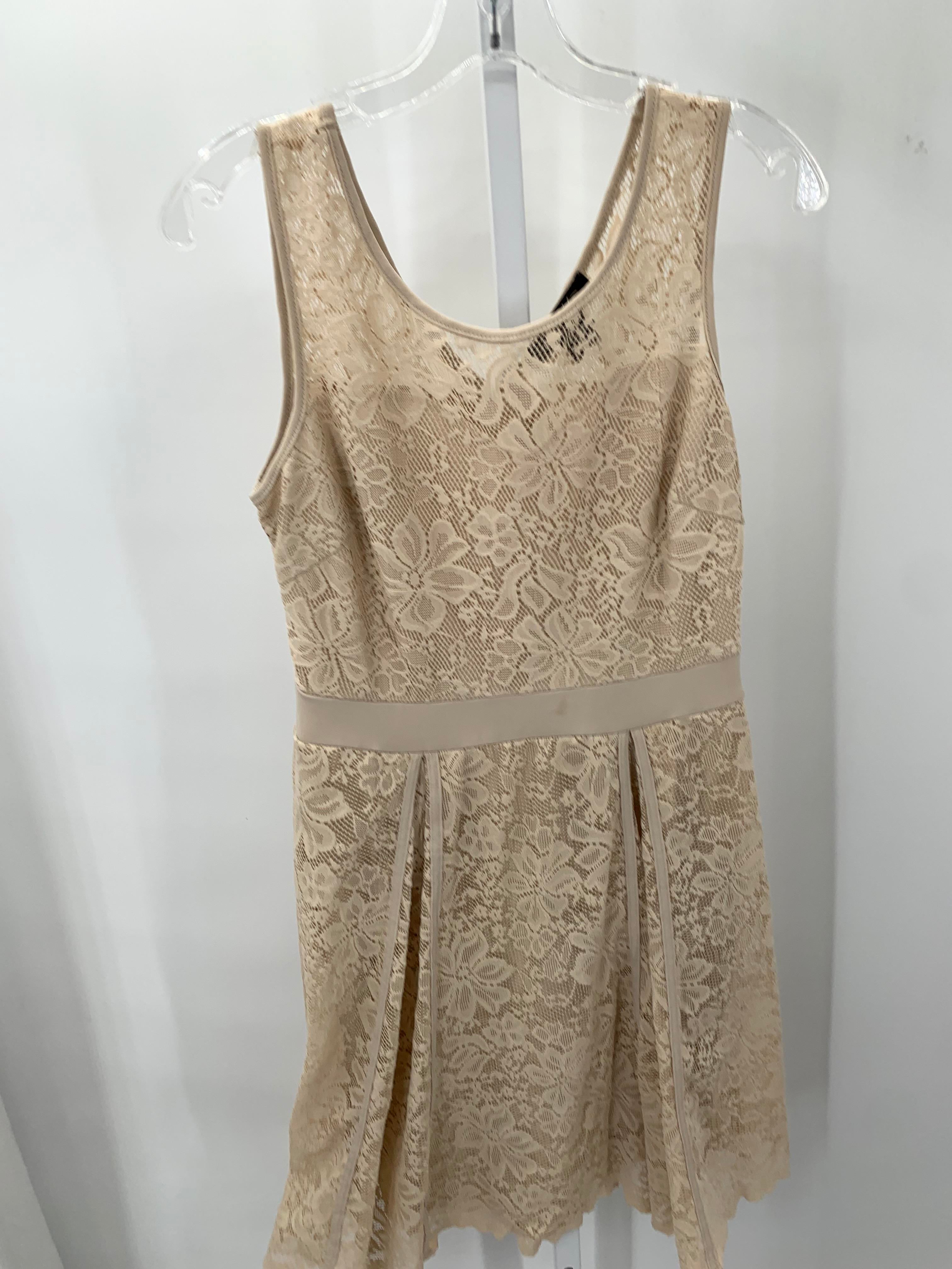 Size Small Misses Sleeveless Dress