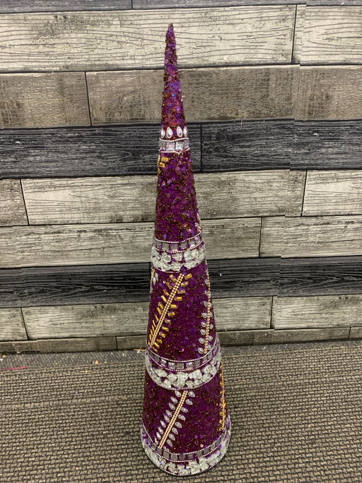 PURPLE, WHITE AND GOLD JEWELS CHRISTMAS TREE.