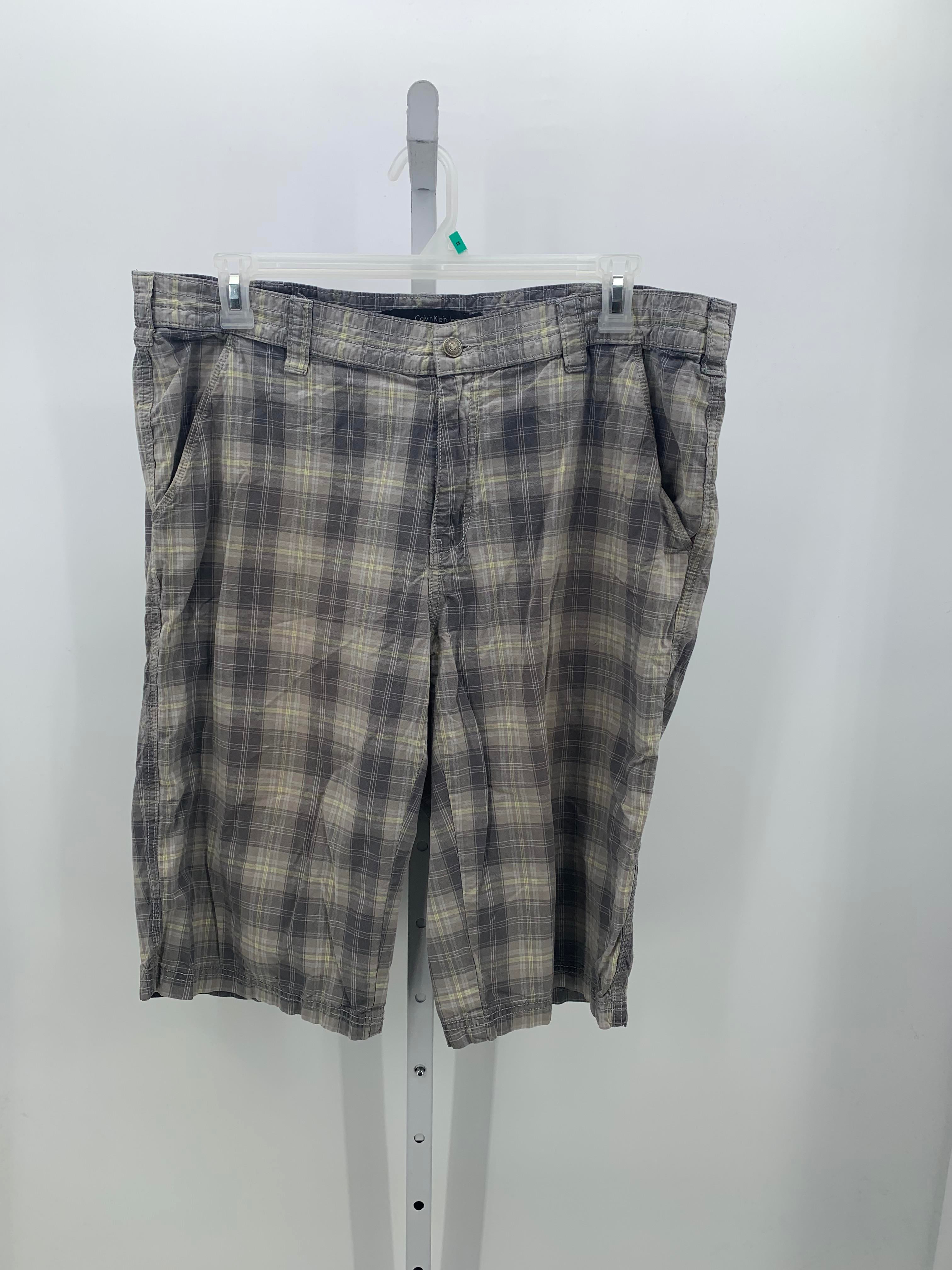 YELLOW WHITE PLAID