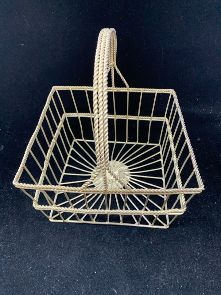 SILVER METAL SQUARE BASKET.