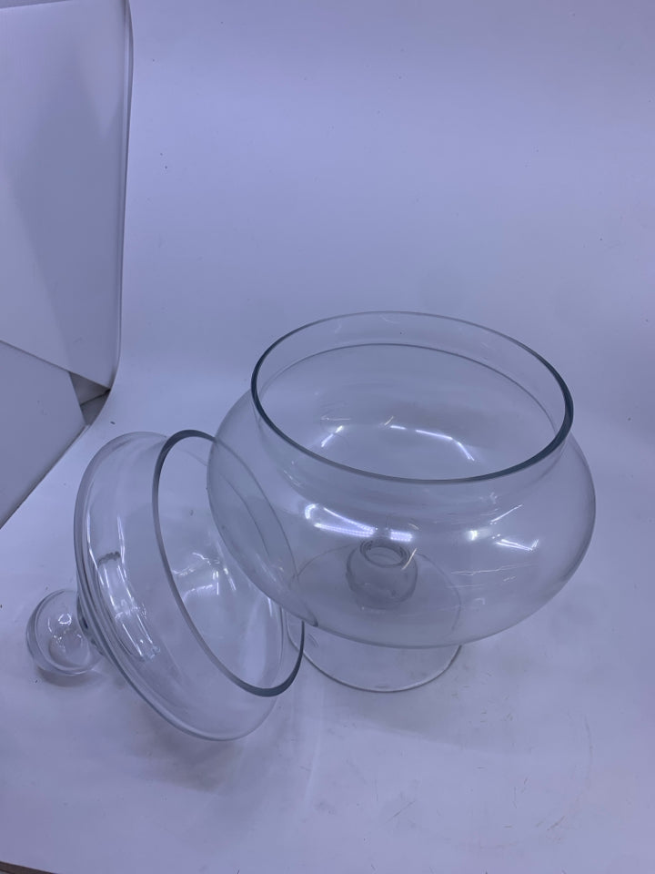 CLEAR ABSTRACT APOTHECARY JAR.