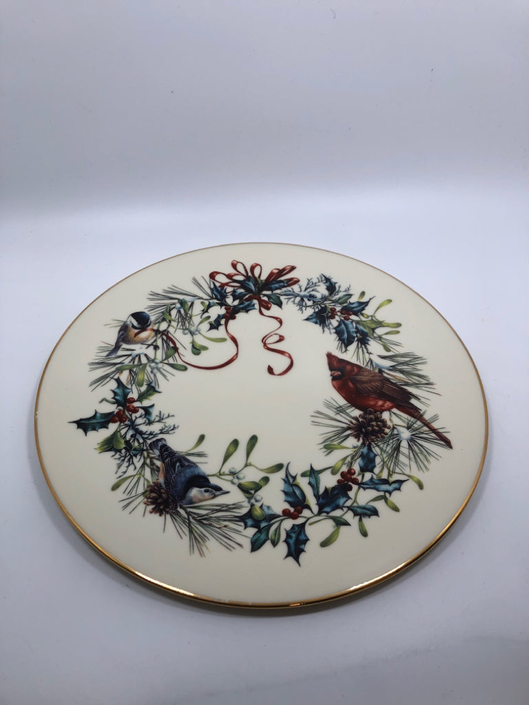 LENOX WINTER GREETINGS CAKE PLATE.