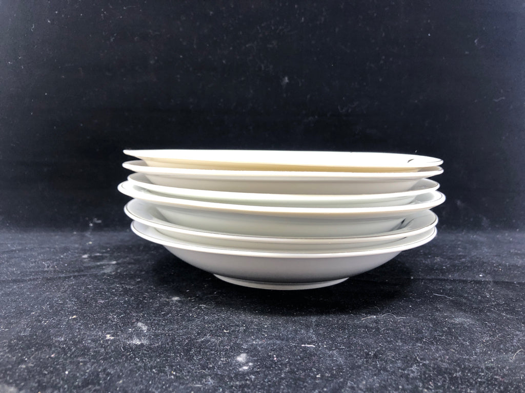 6 VTG WHITE/ BLACK KUTANI ASIAN STYLE BOWLS.