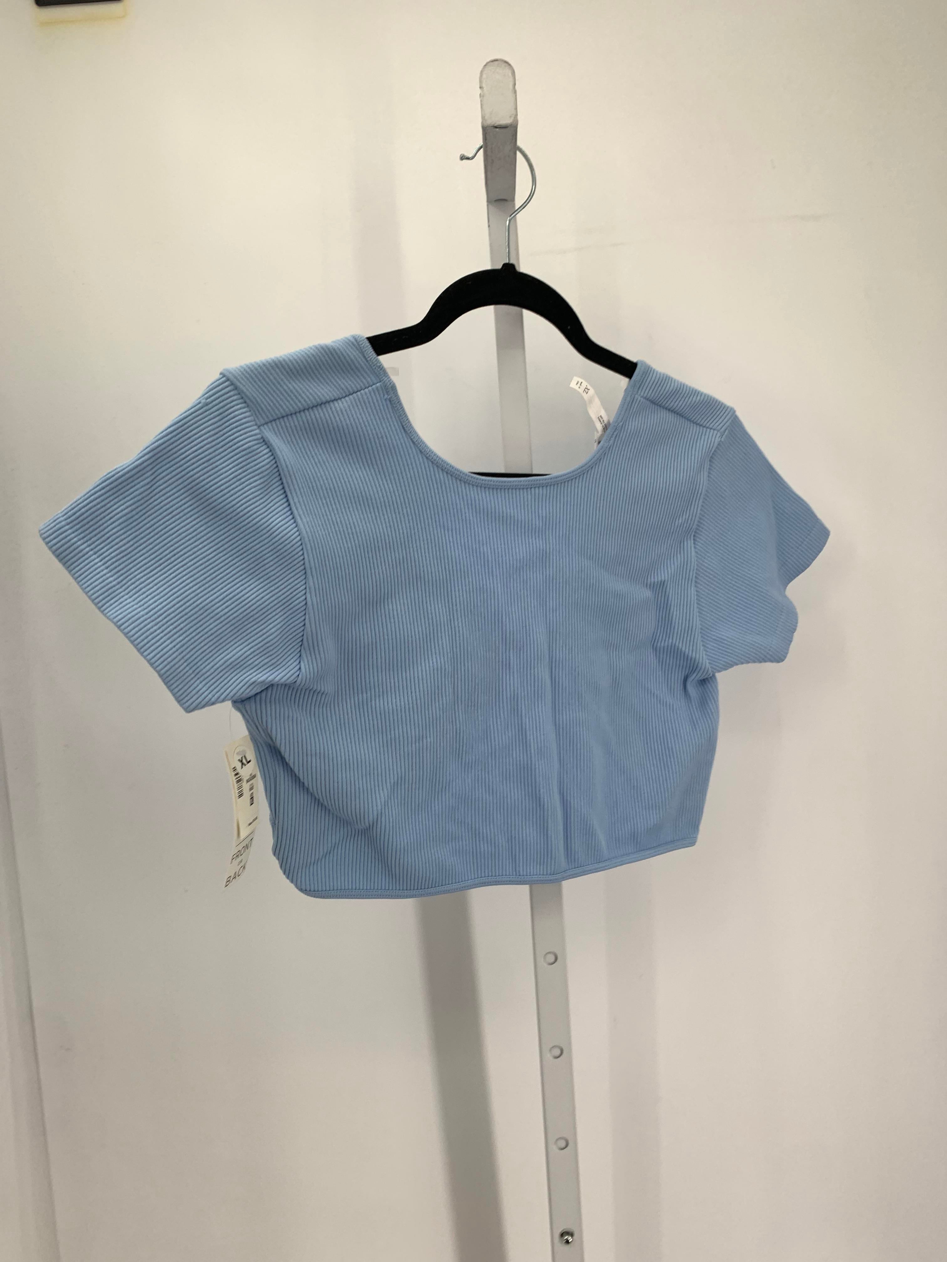Aeropostale Size Extra Large Juniors Short Sleeve Shirt