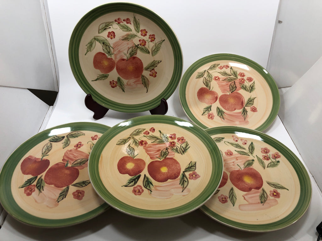 13PC APPLE PAINTED SET- SVC 4+.