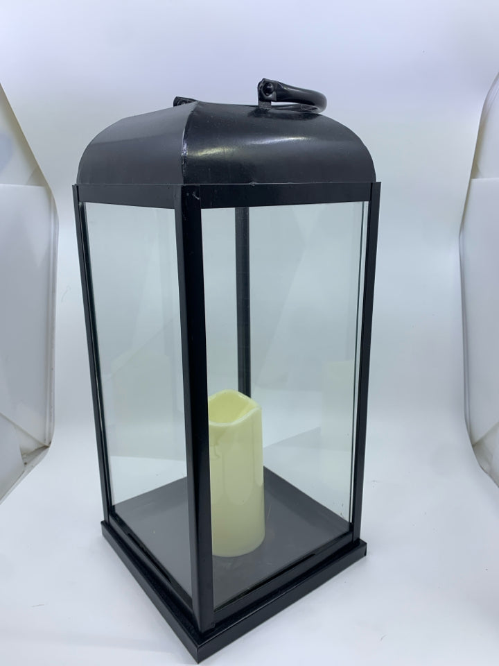 BLACK METAL LARGE SQUARE BATTERY LANTERN.