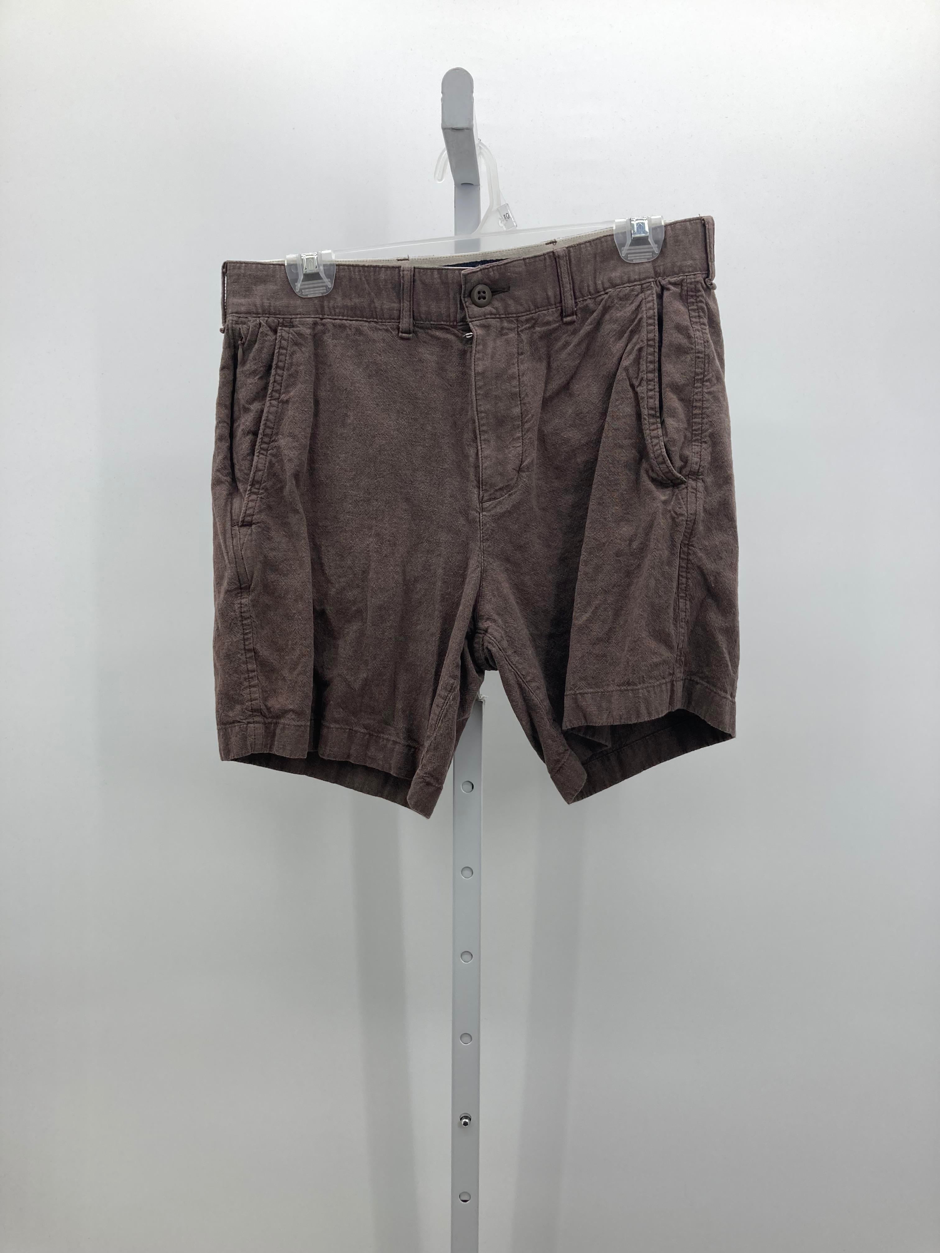 KHAKI SHORTS