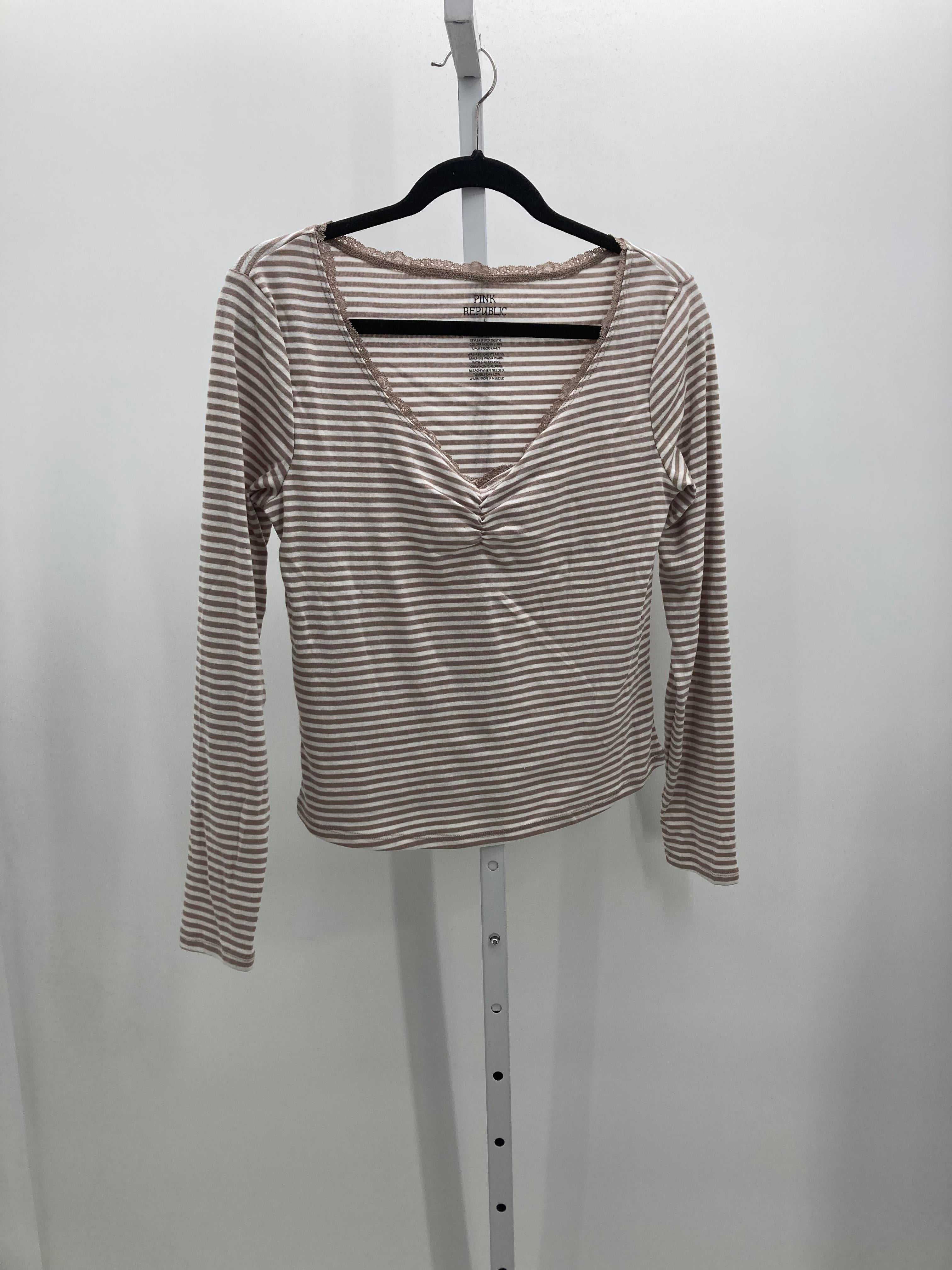 Pink Republic Size Large Juniors Long Sleeve Shirt