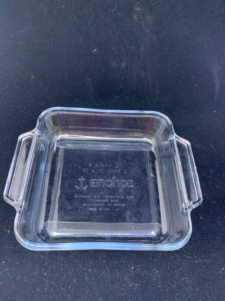 ANCHOR HOCKING SQUARE BAKING PAN.