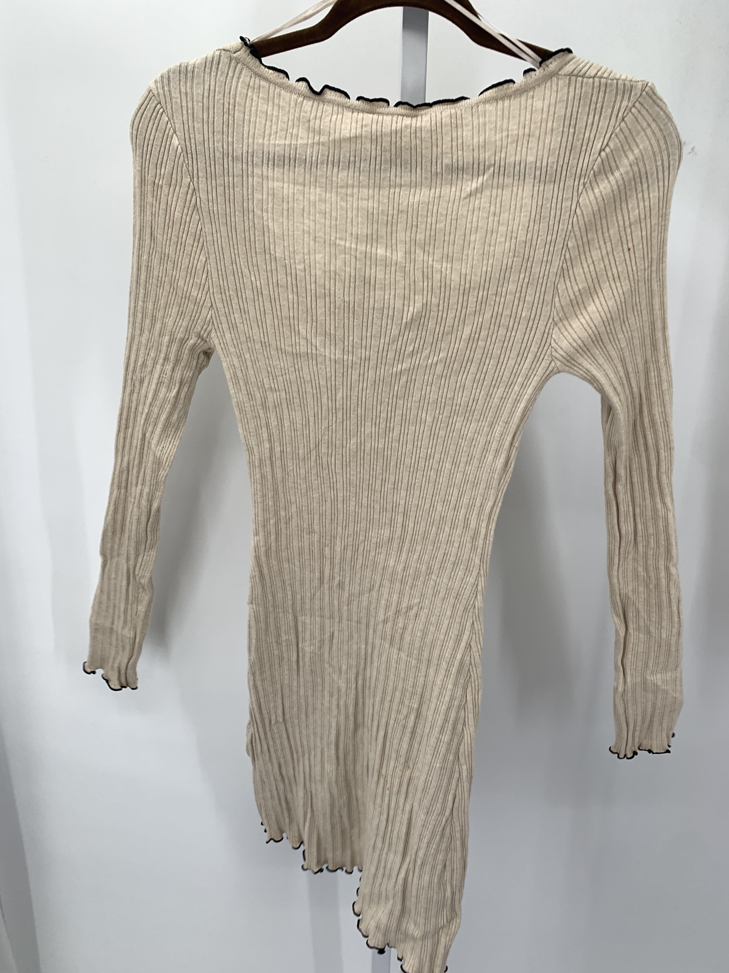 Olive & Edie Size Large Juniors Long Sleeve Dress