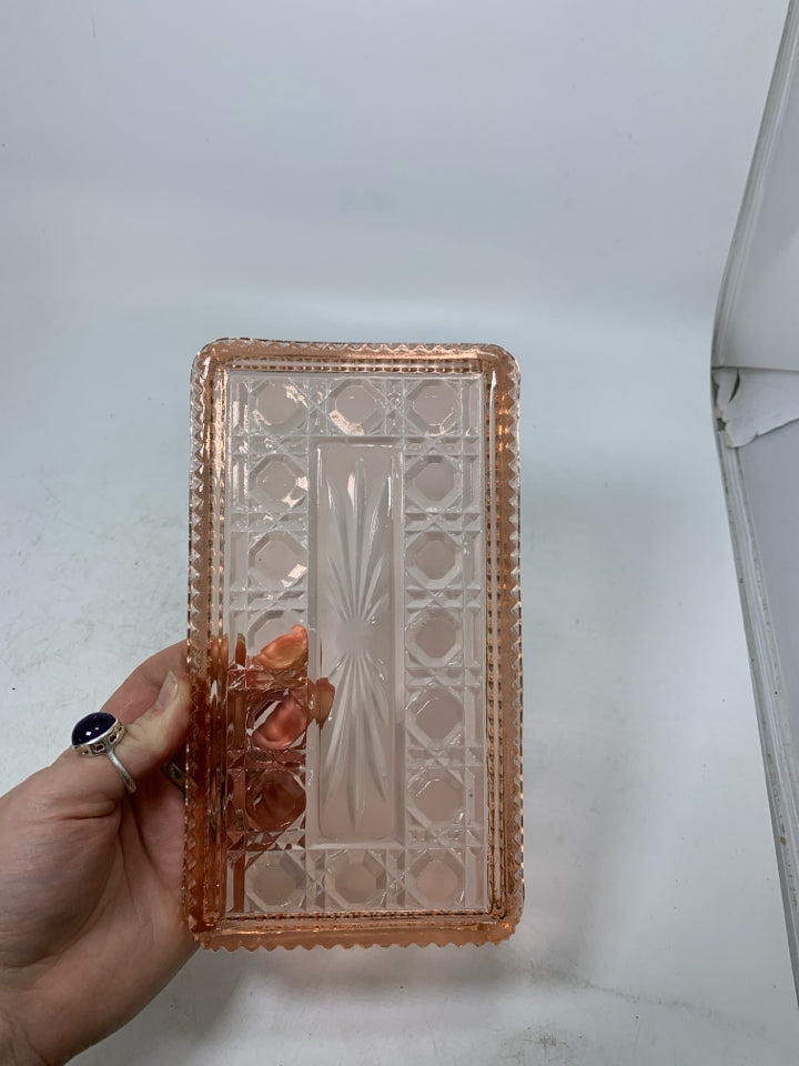 VTG RECTANGLE DETAILED GLASS TRAY.