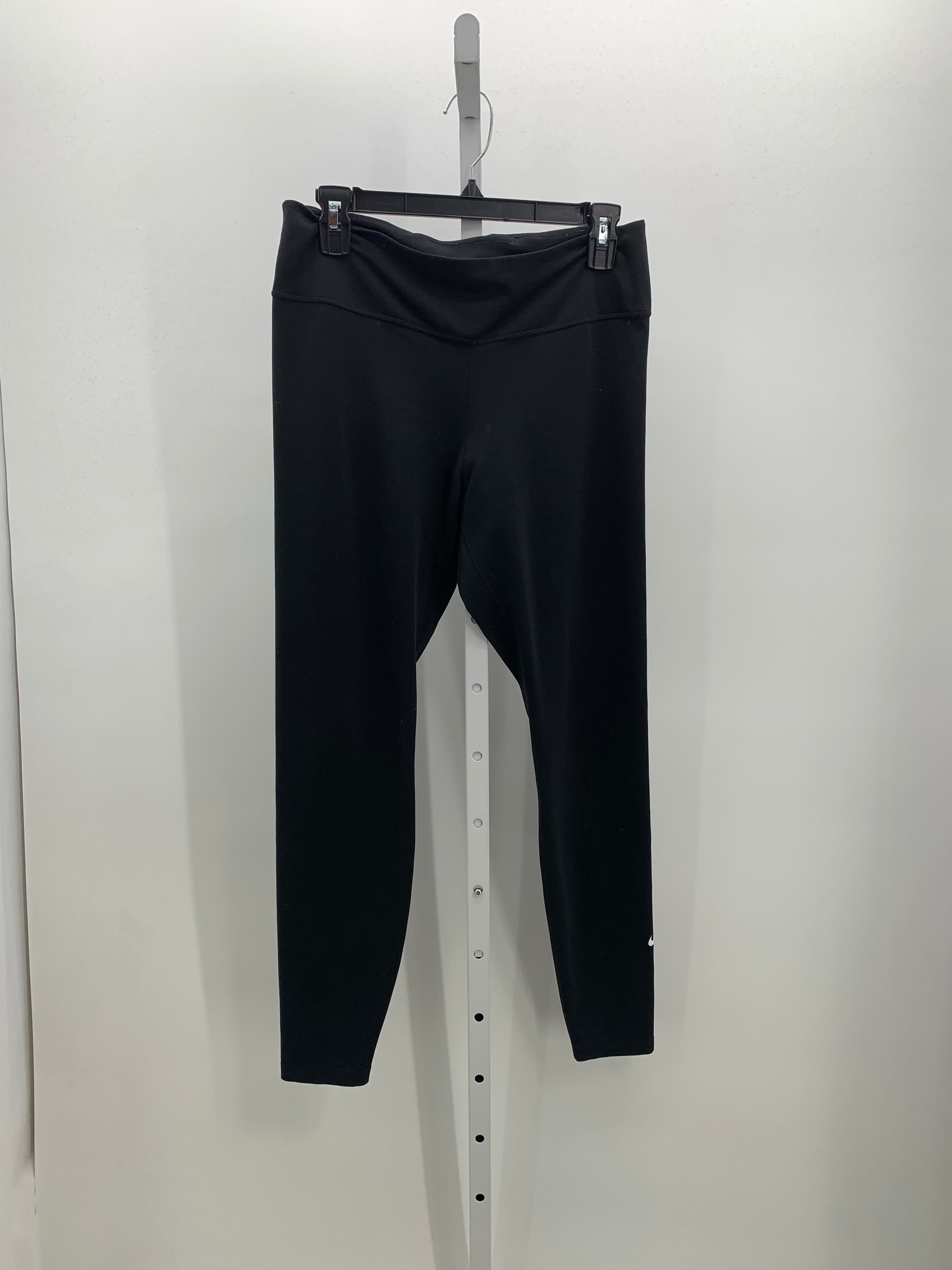 Nike Size Extra Large Misses Leggings