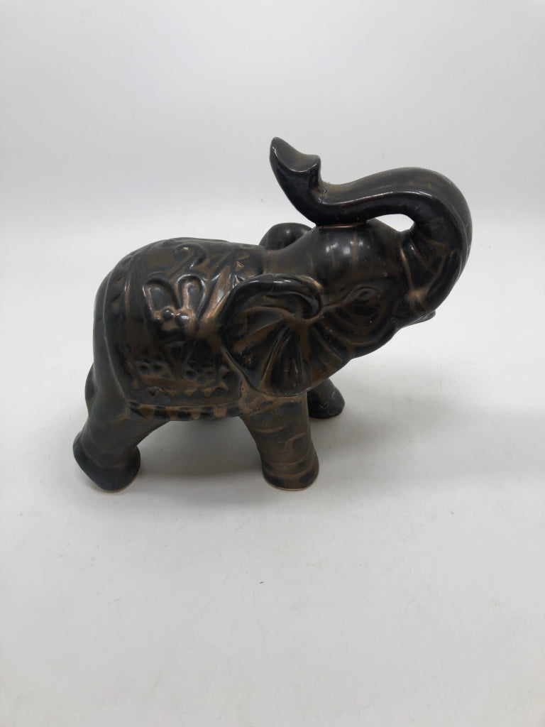 GREY W/GOLD PAINTED CERAMIC ELEPHANT.