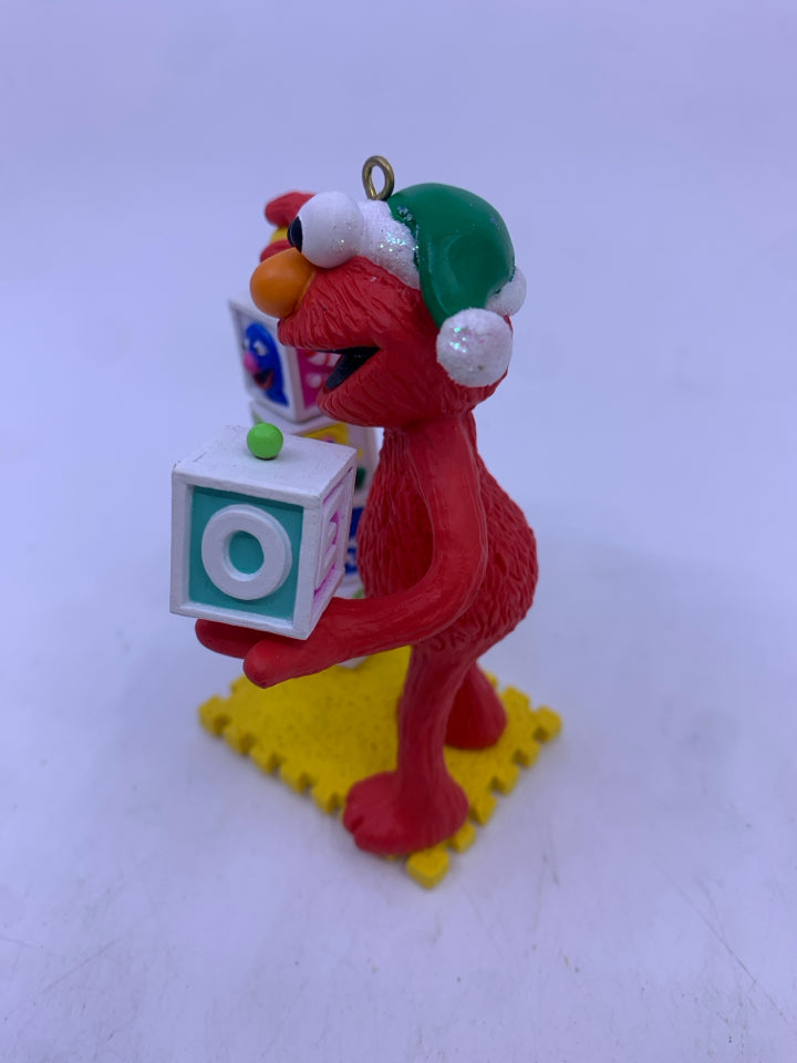 NIB ELMO ORNAMENT.