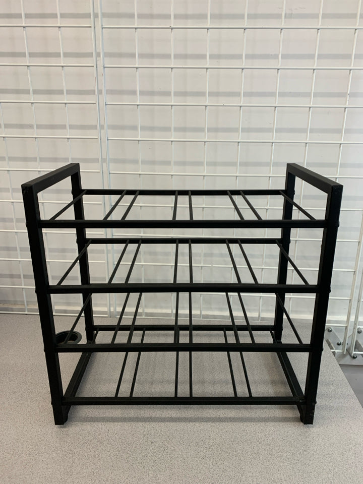 4-TIER BLACK METAL SHELF.