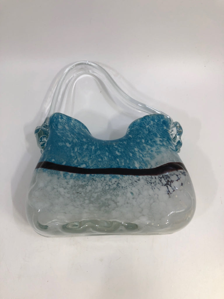 BLOWN GLASS BLUE/WHITE PURSE.