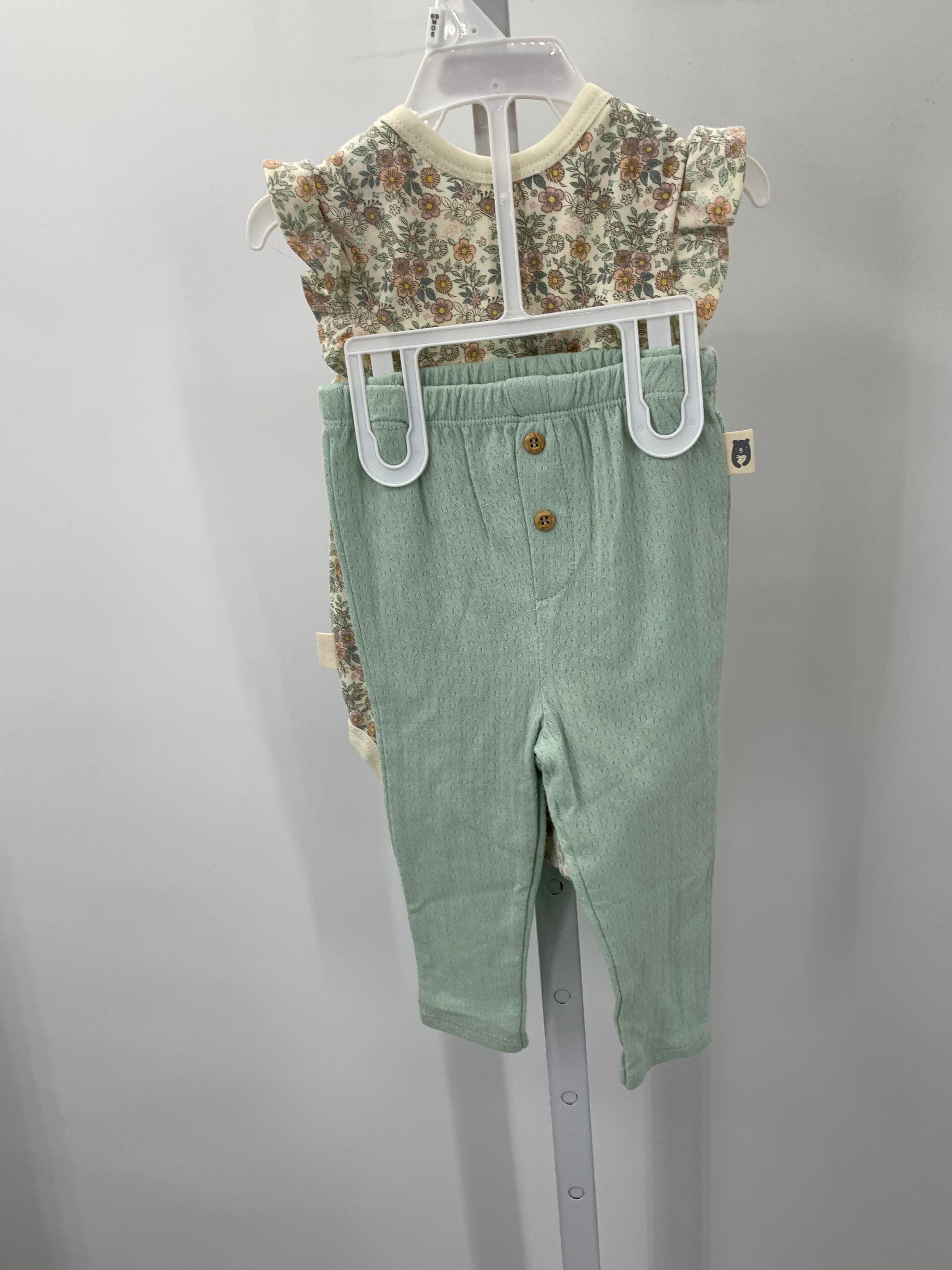 Rabbit + Bear Size 6-9 mon Girls 2 Pieces