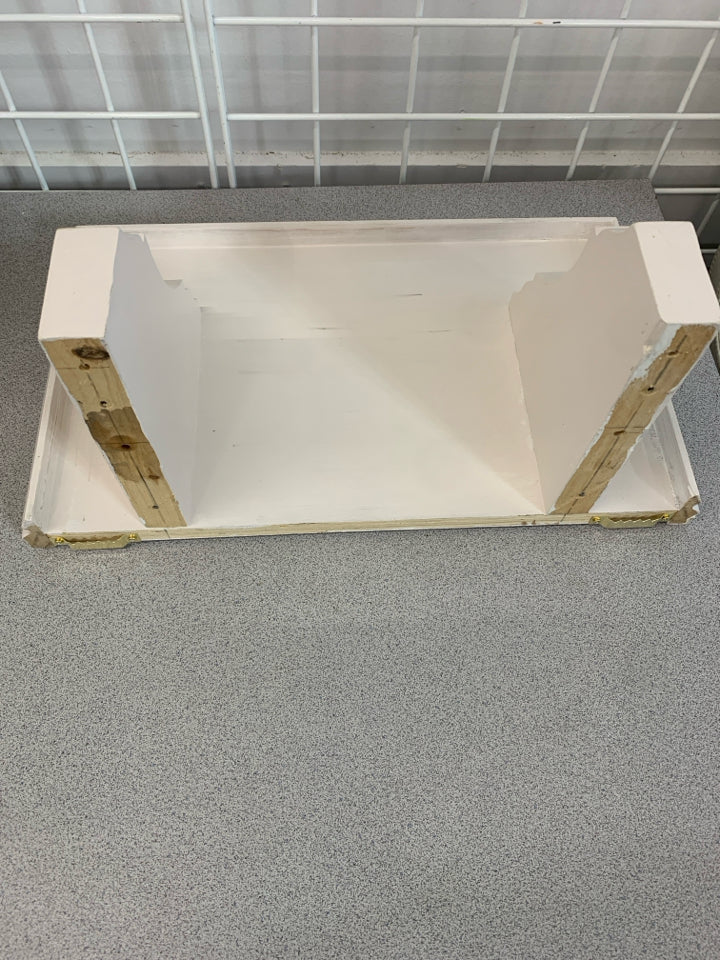 WHITE WOOD WALL SHELF.
