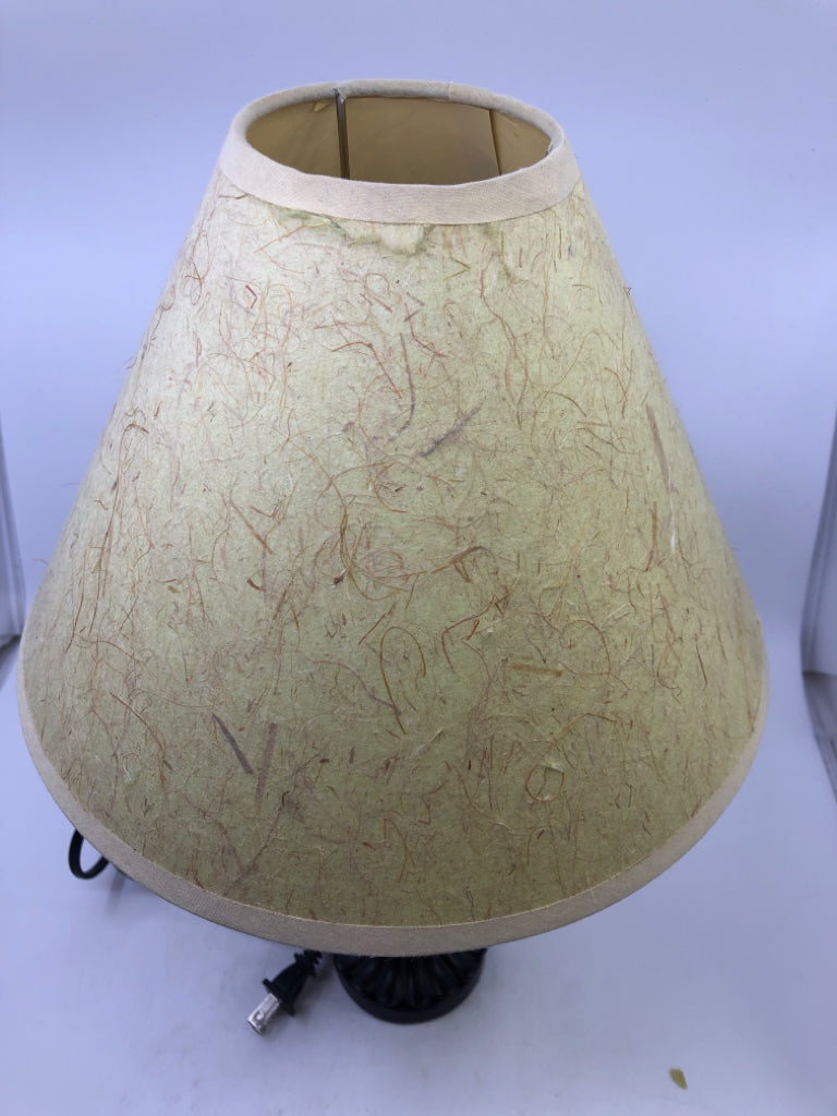BLACK SCROLL BASE LAMP W/CREAM TEXTURED SHADE.