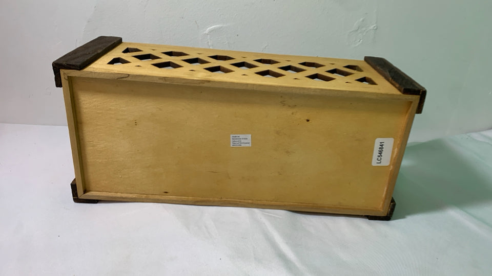 BLONDE LIGHT WEIGHT WOOD PLANTER W/ CUTOUTS.