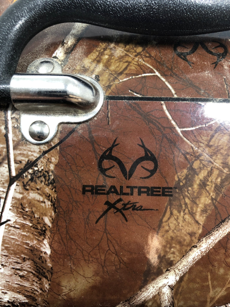 REALTREE XTRA METAL TACKLE BOX.