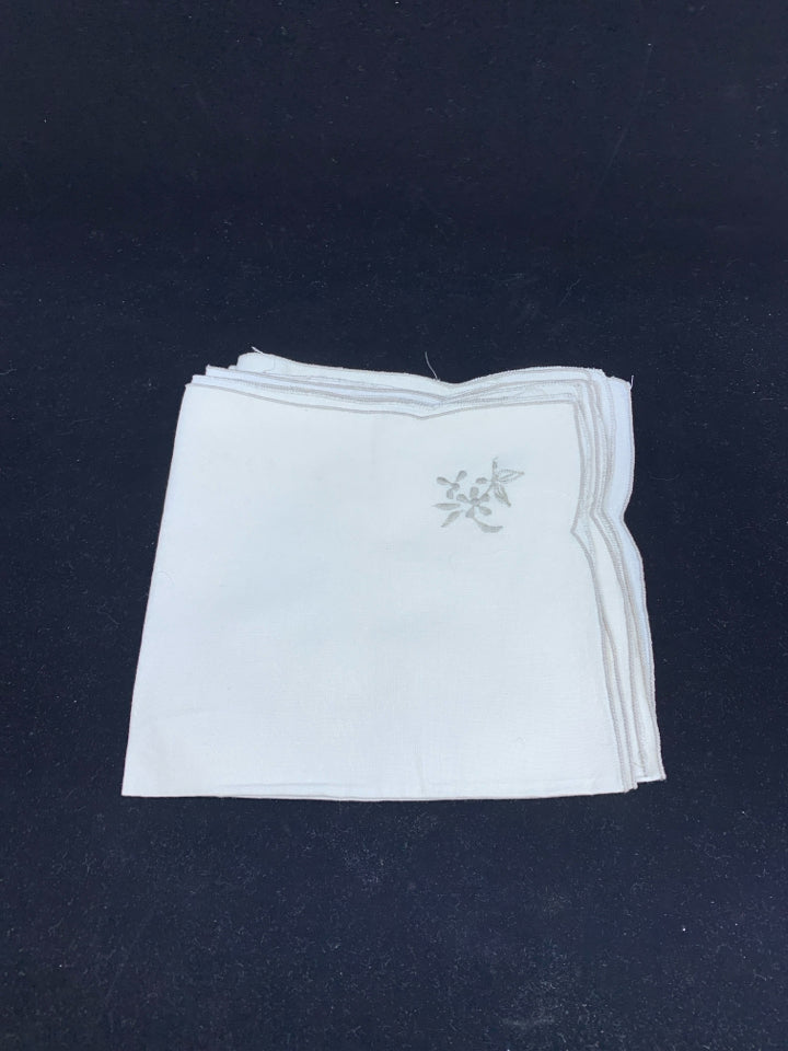 6 VTG EMBROIDERED NAPKINS W GREY FLOWER.