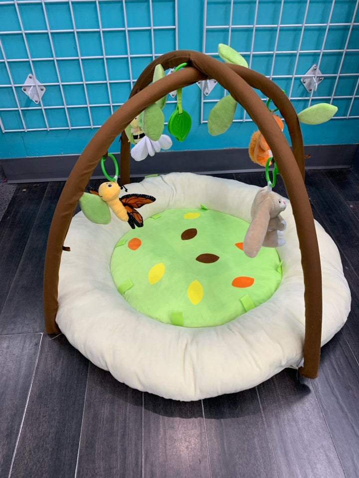 Two Little Feet Close to Nature Playmat *missing two toys*
