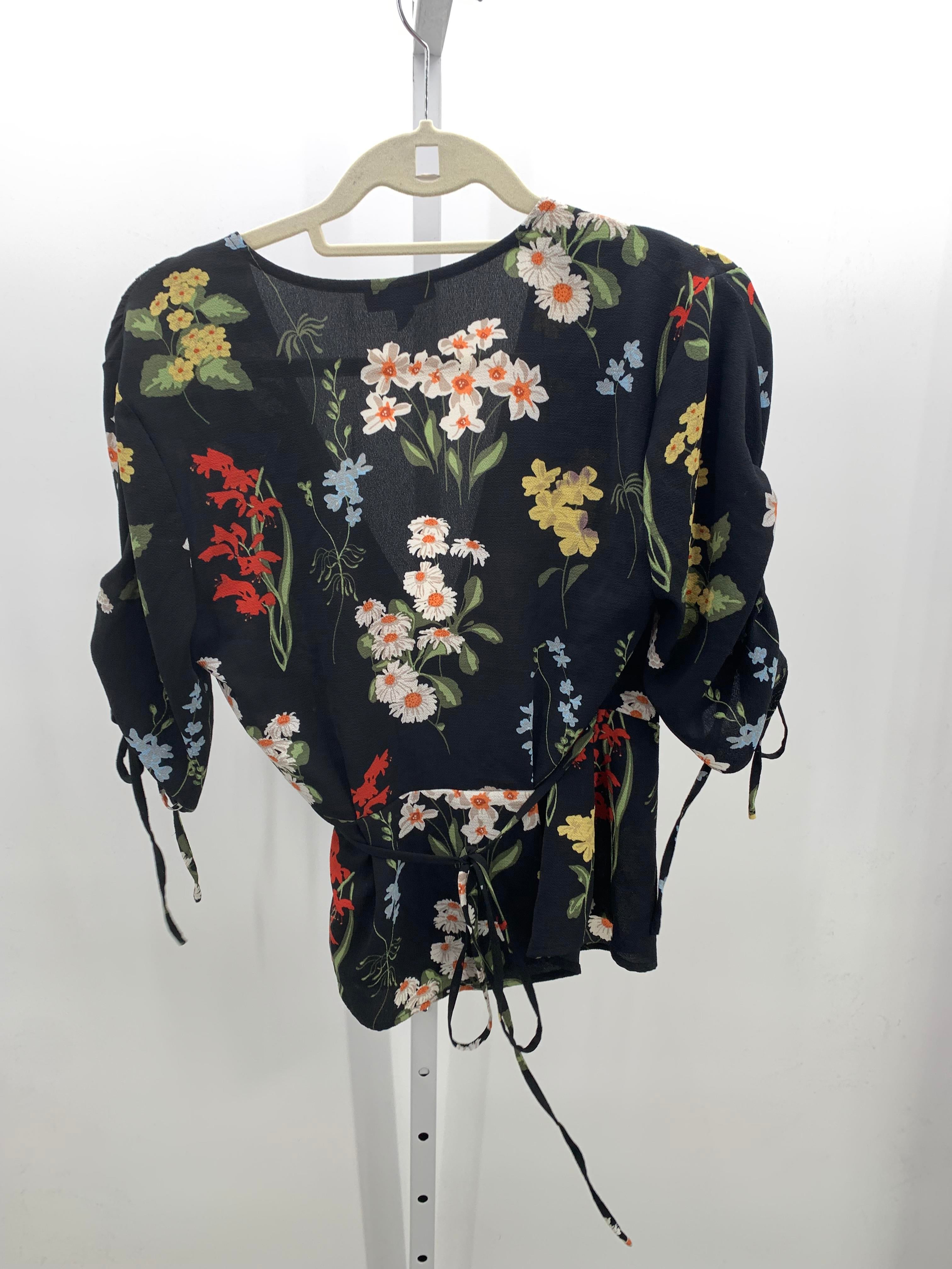 Topshop Size 6 Misses Short Sleeve Shirt