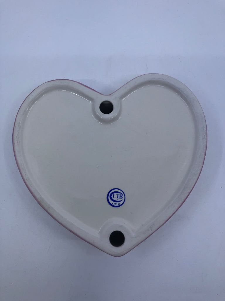 PINK/WHITE HEART CANDY DISH.