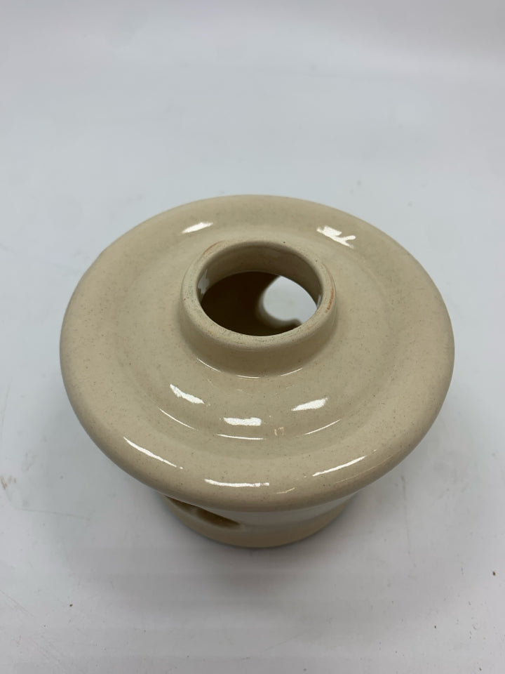 STONEWARE CANDLE TOPPER W/FLORAL BOUQUET.