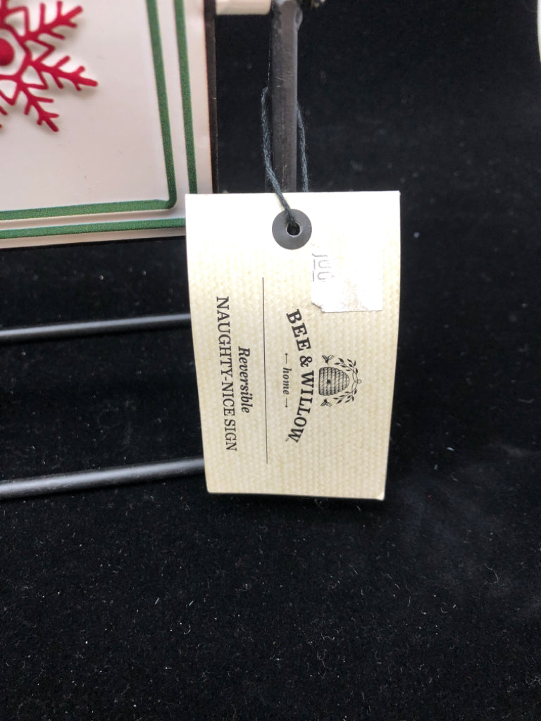 NAUGHTY/NICE METAL FLIP SIGN.